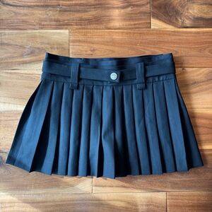 Maje Elegant Black Pleated Mini Skirt